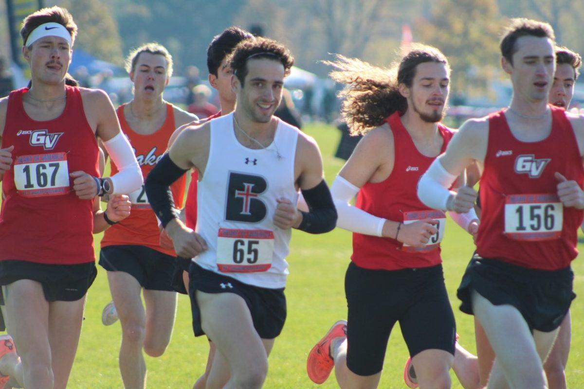 David Mannella breaks cross country school record