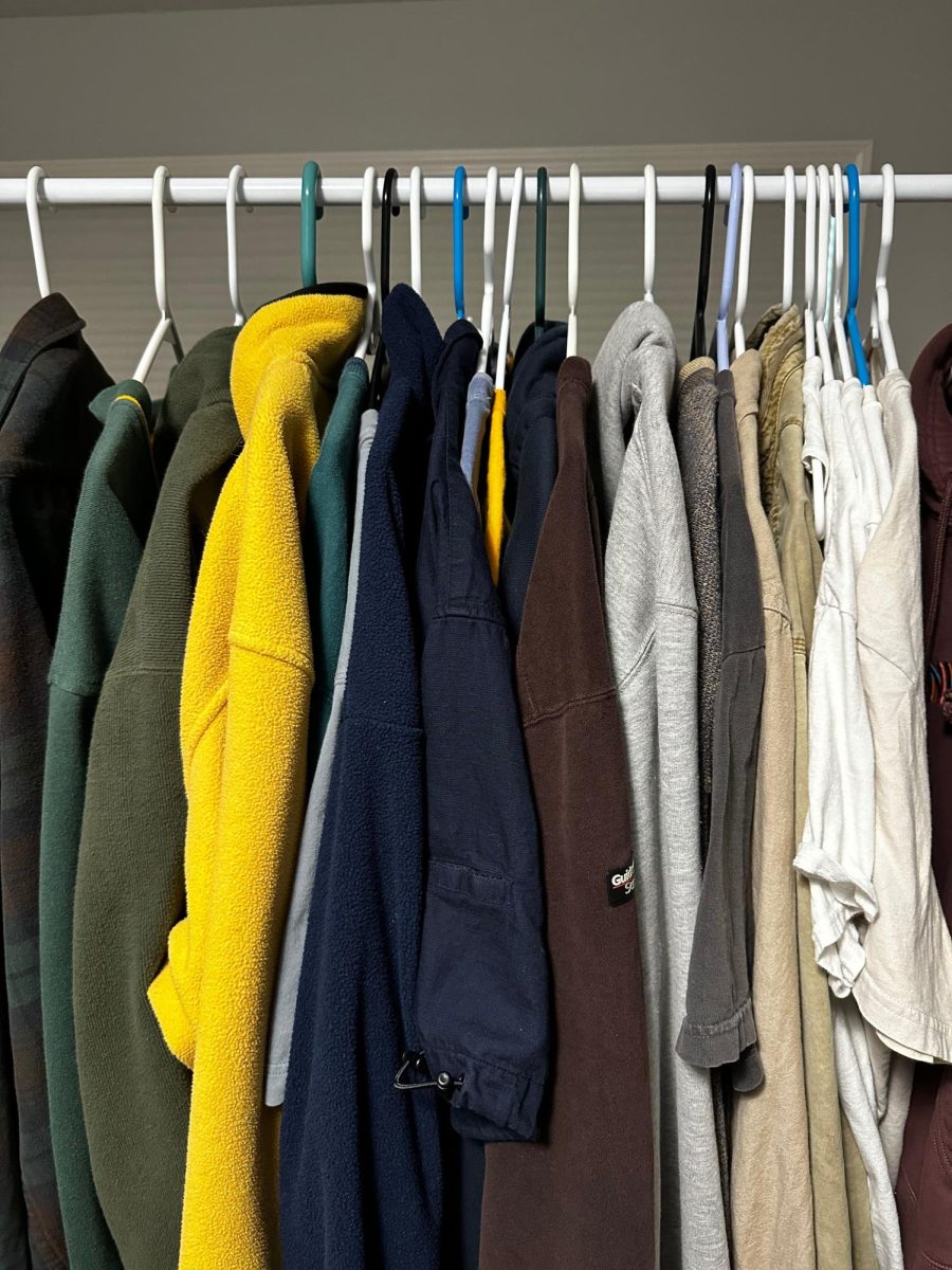 Why College Students Should Thrift: Save Money and Find Your Style