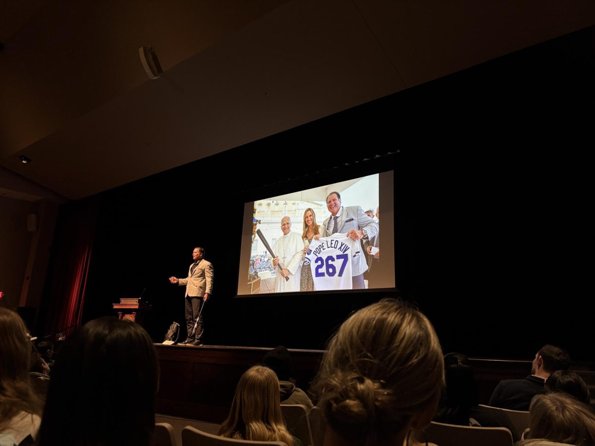 Mike Sweeney Inspires Young Benedictine College Students to Virtuous Relationships